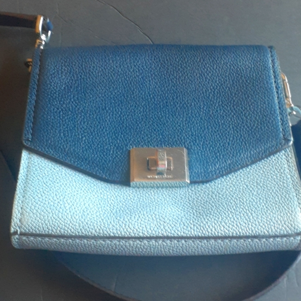 Michael kors blue crossbody